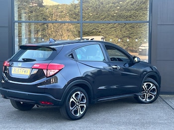 Used Honda HR-V 2018 for sale - 75354588: Photo