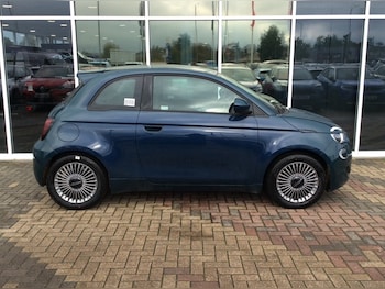 Used Fiat 500 2023 for sale - 78351214: Photo