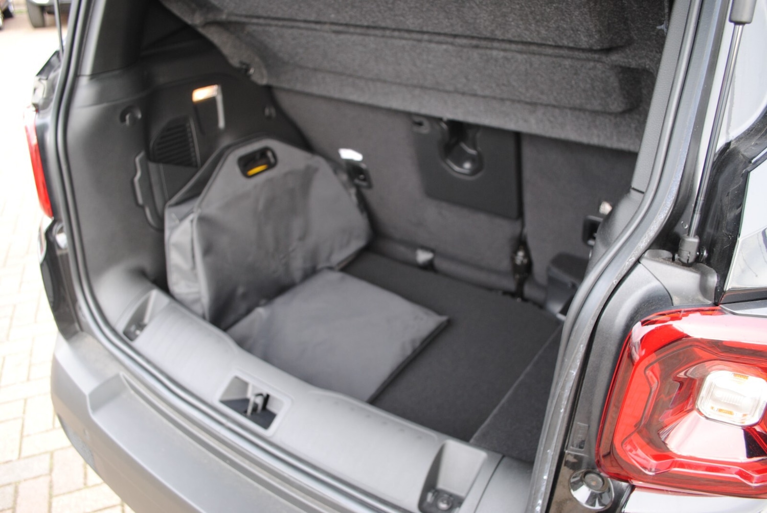 Used Jeep Renegade 2023 for sale - 76861697: Photo 27