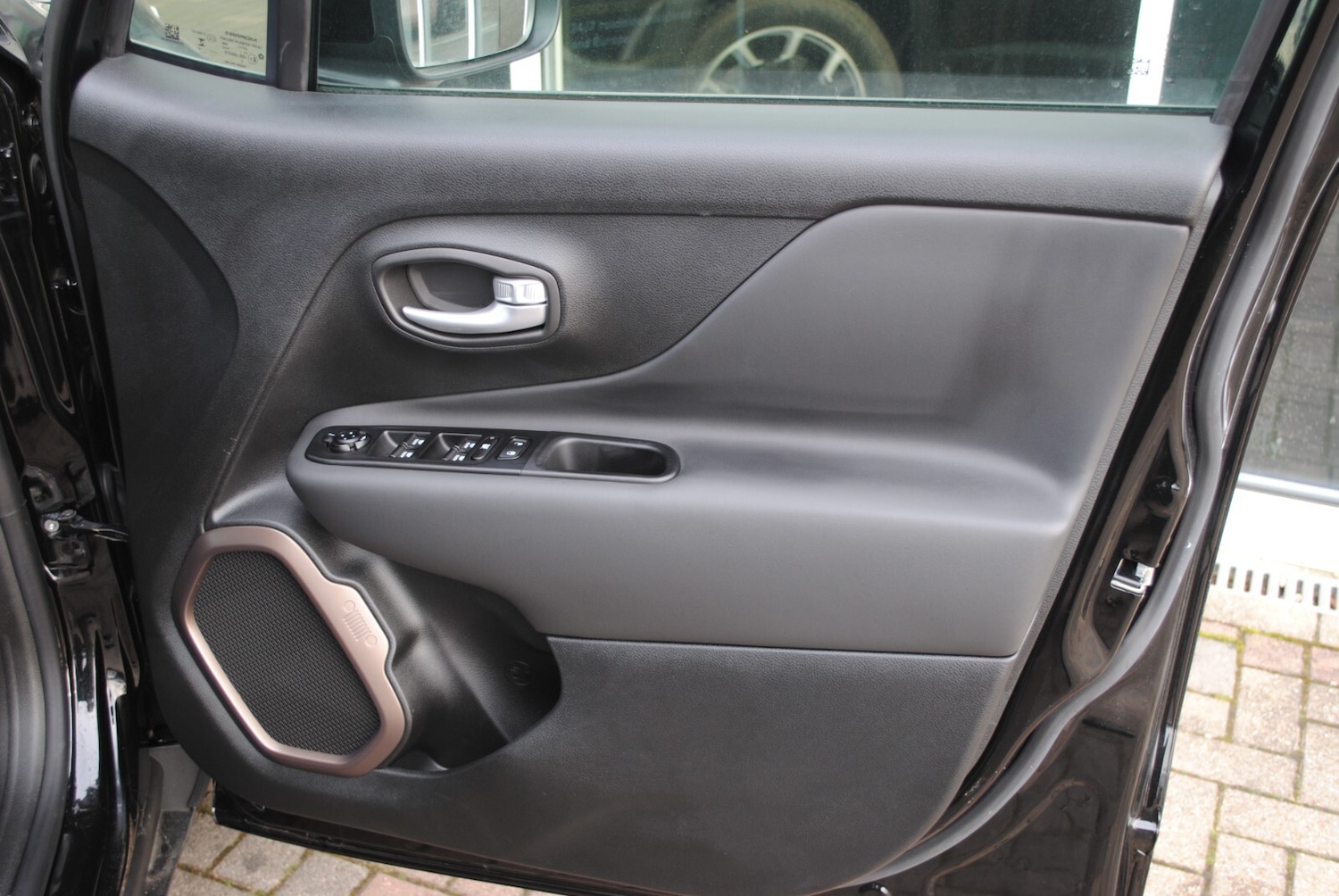 Used Jeep Renegade 2023 for sale - 76861697: Photo 38