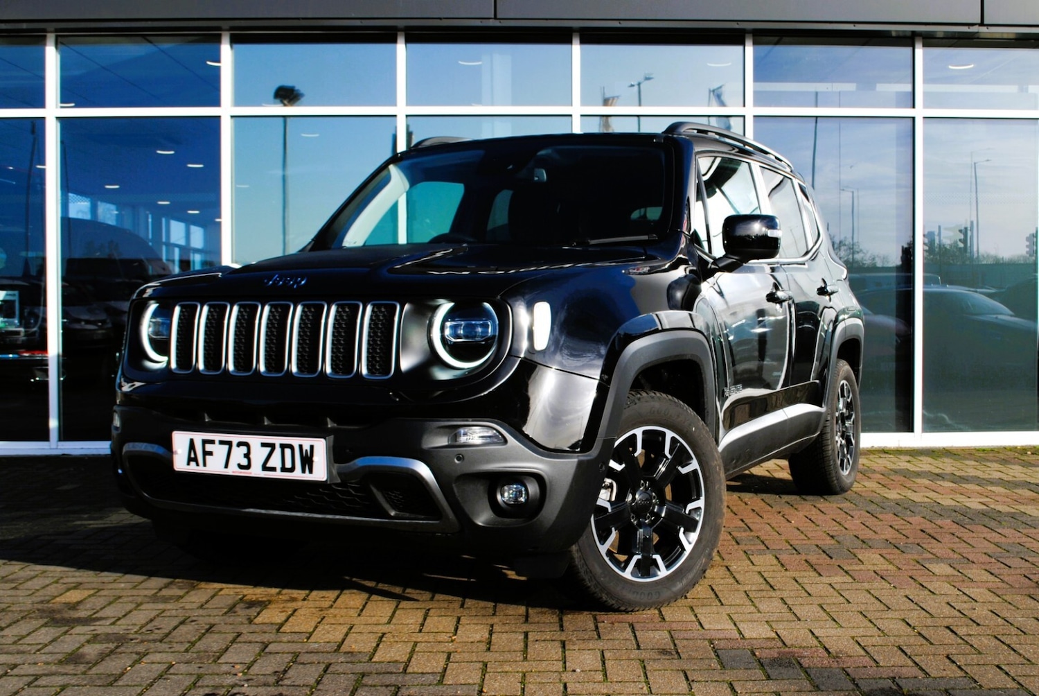 Used Jeep Renegade 2023 for sale - 76861697: Photo 5