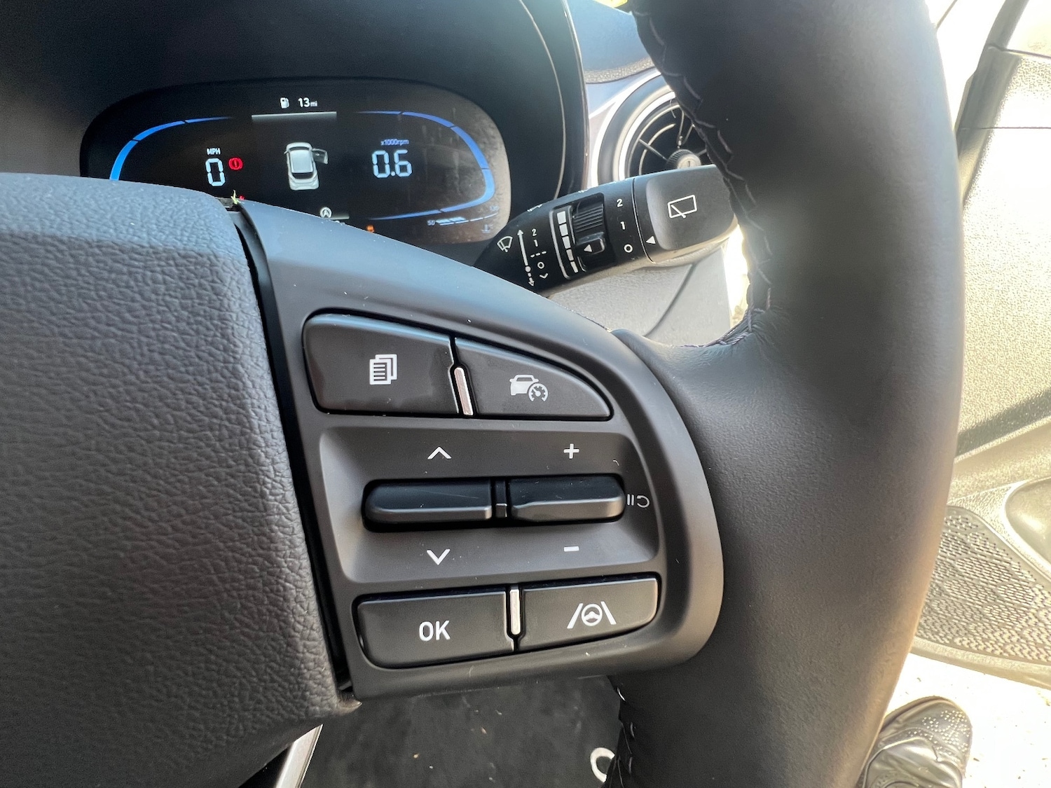 Used Hyundai i10 2024 for sale - 76350767: Photo 22