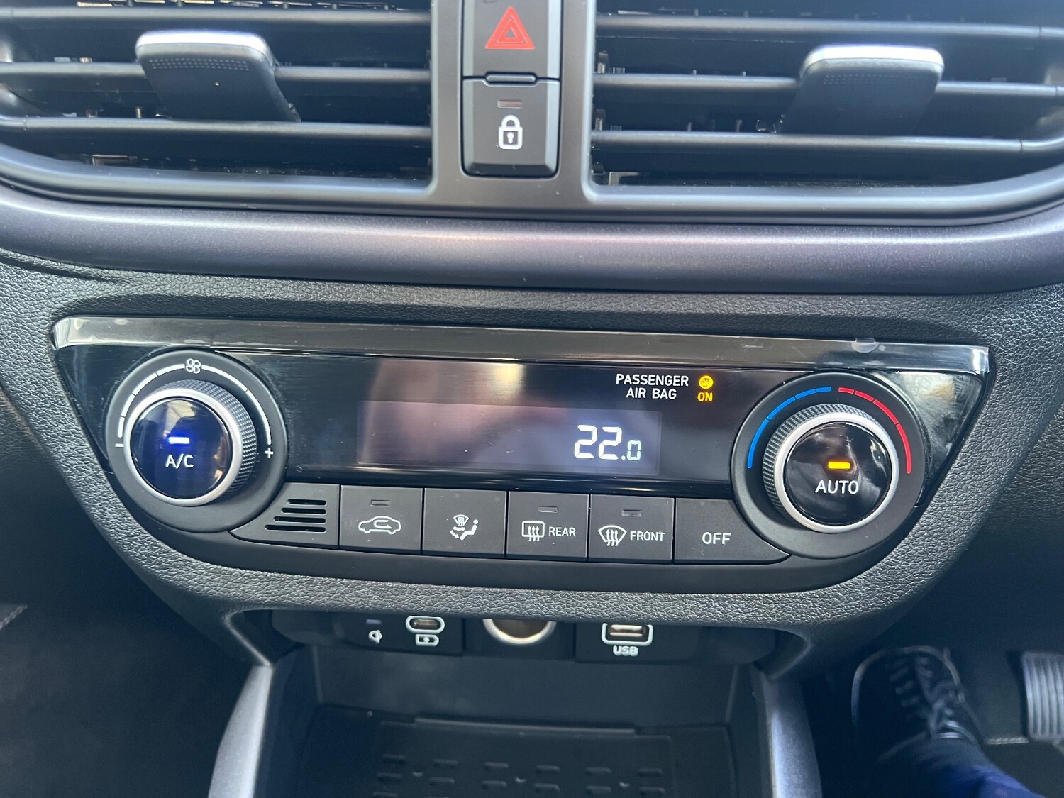 Used Hyundai i10 2024 for sale - 76350767: Photo 36