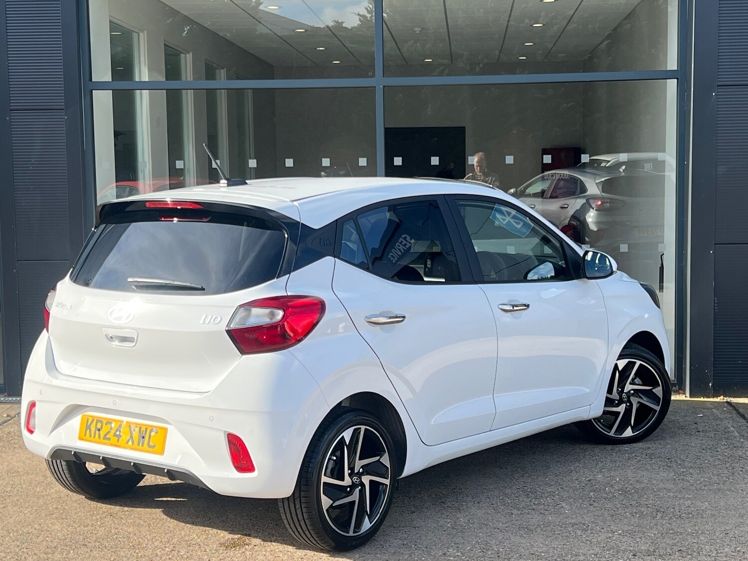 Used Hyundai i10 2024 for sale - 76350767: Photo 9