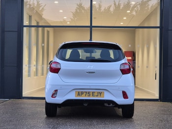 Used Hyundai i10 2025 for sale - 77186364: Photo