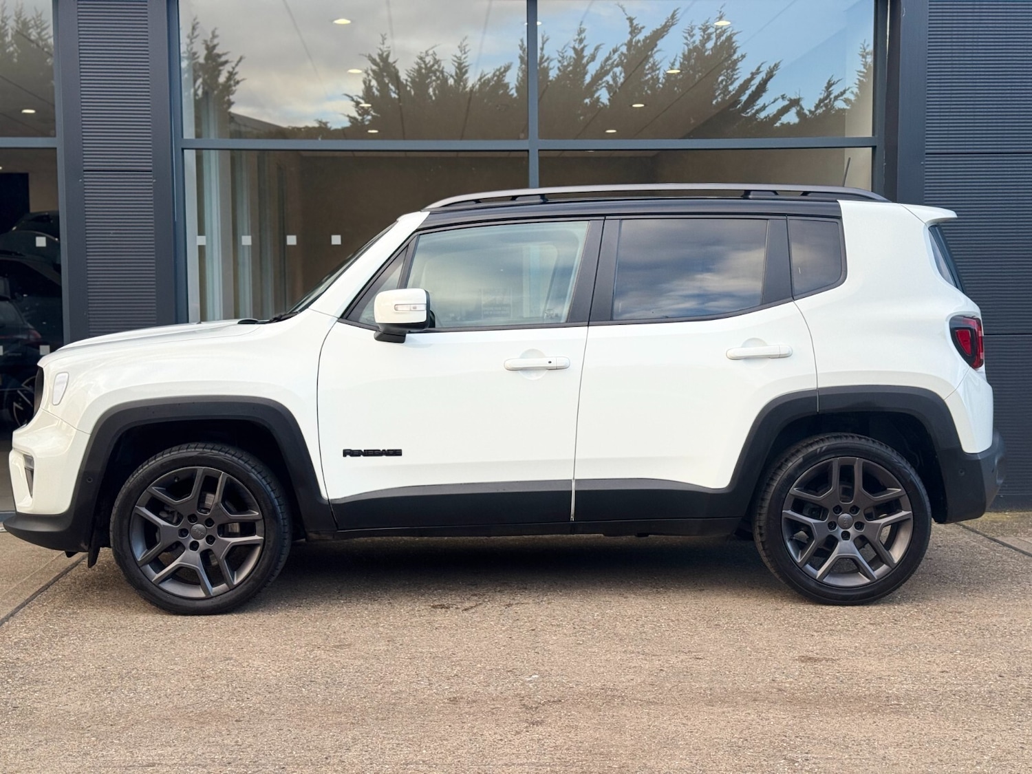 Used Jeep Renegade 2020 for sale - 77067833: Photo 12