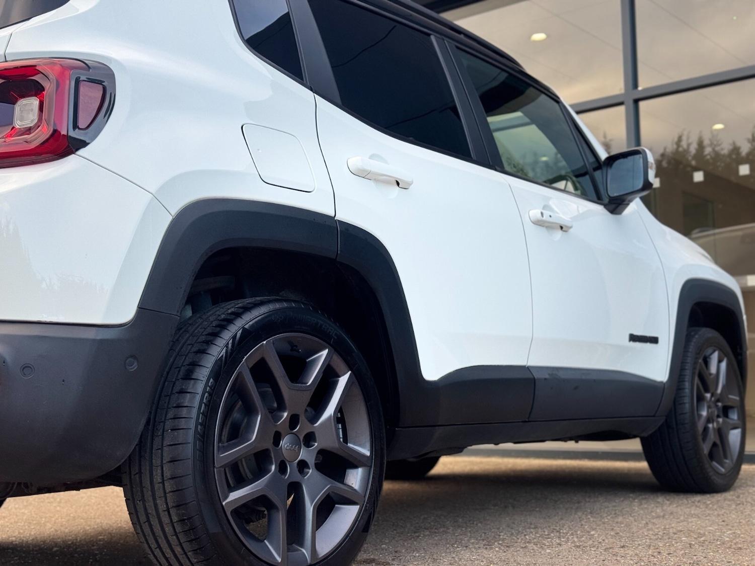 Used Jeep Renegade 2020 for sale - 77067833: Photo 16