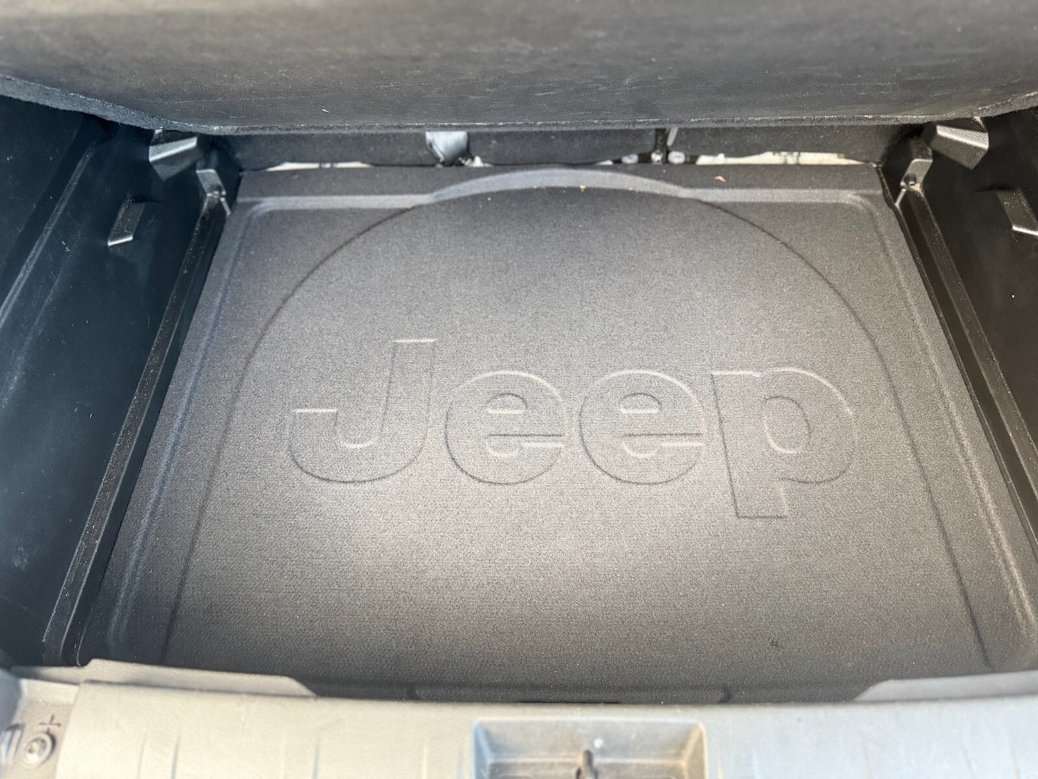 Used Jeep Renegade 2020 for sale - 77067833: Photo 21