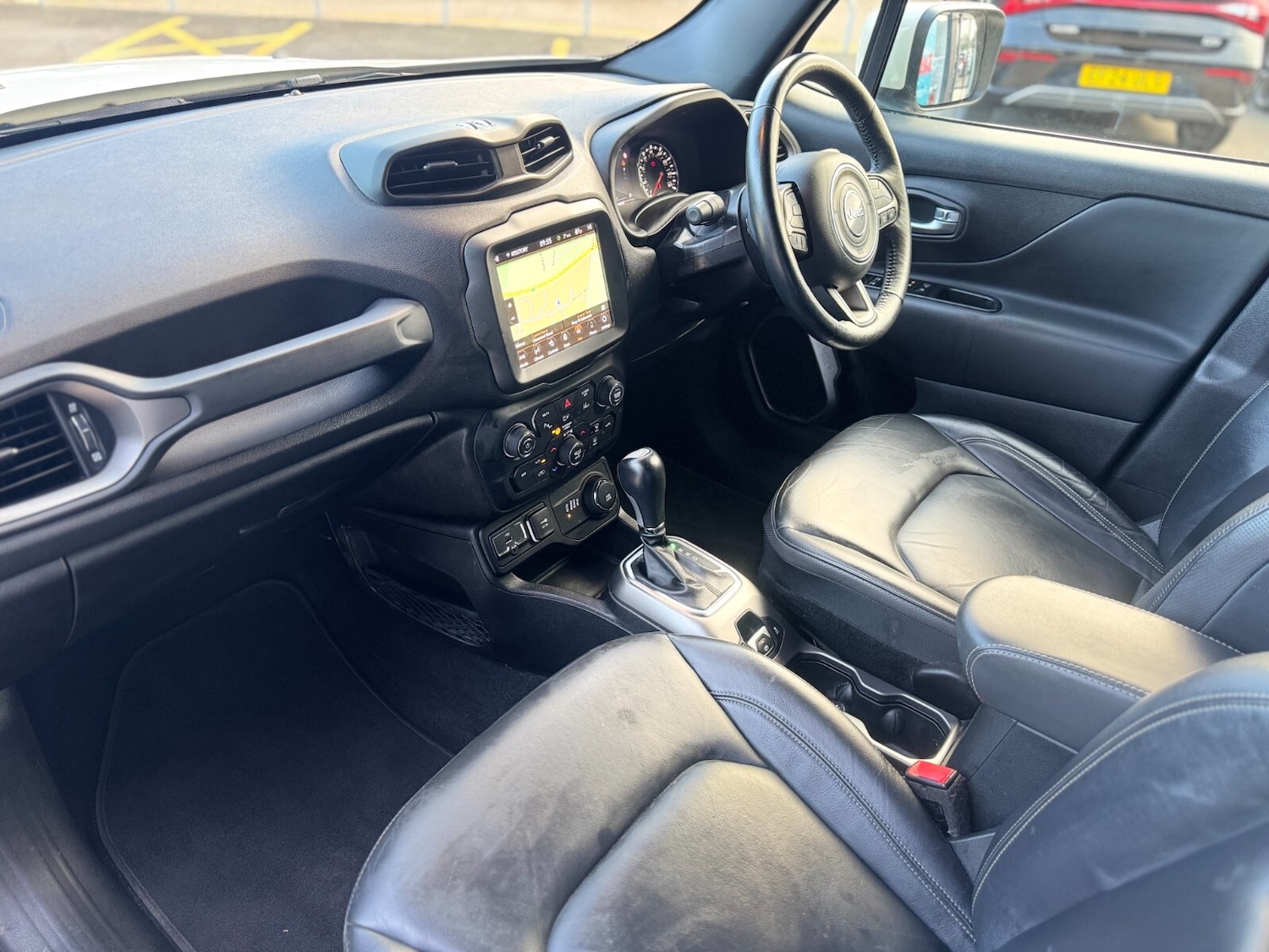 Used Jeep Renegade 2020 for sale - 77067833: Photo 27
