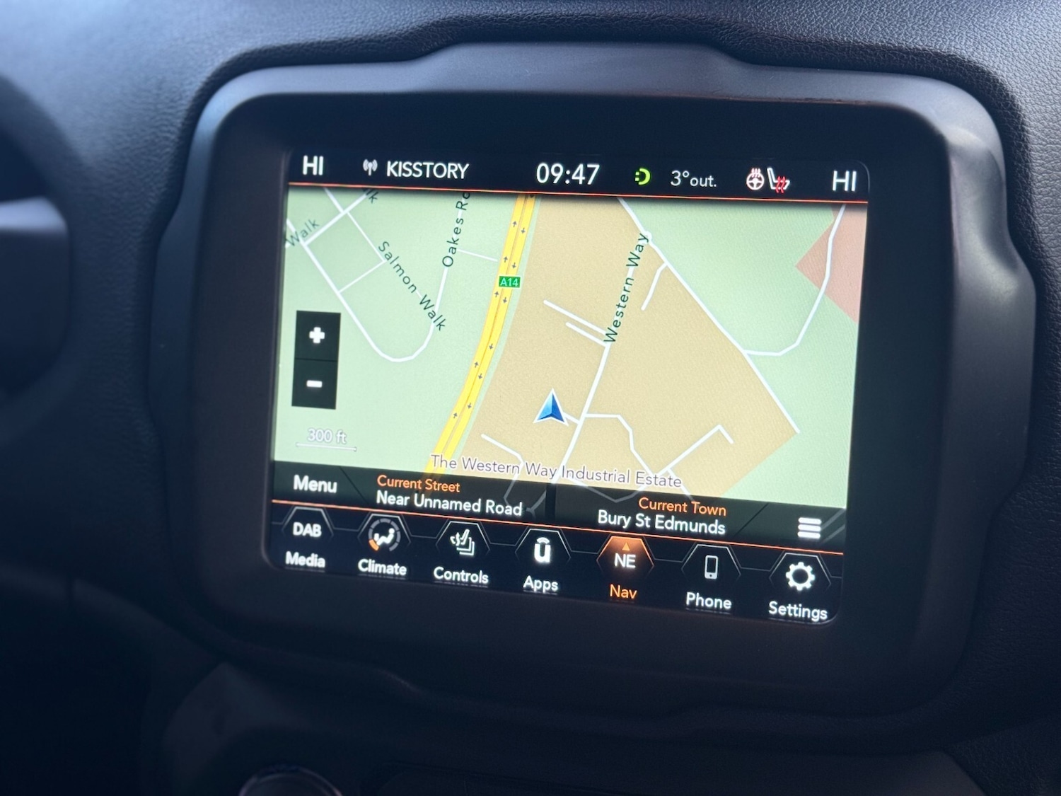 Used Jeep Renegade 2020 for sale - 77067833: Photo 4