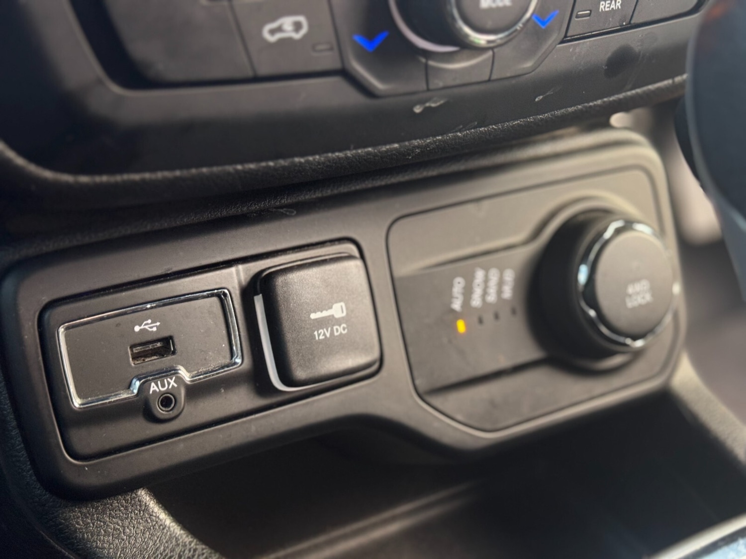 Used Jeep Renegade 2020 for sale - 77067833: Photo 43