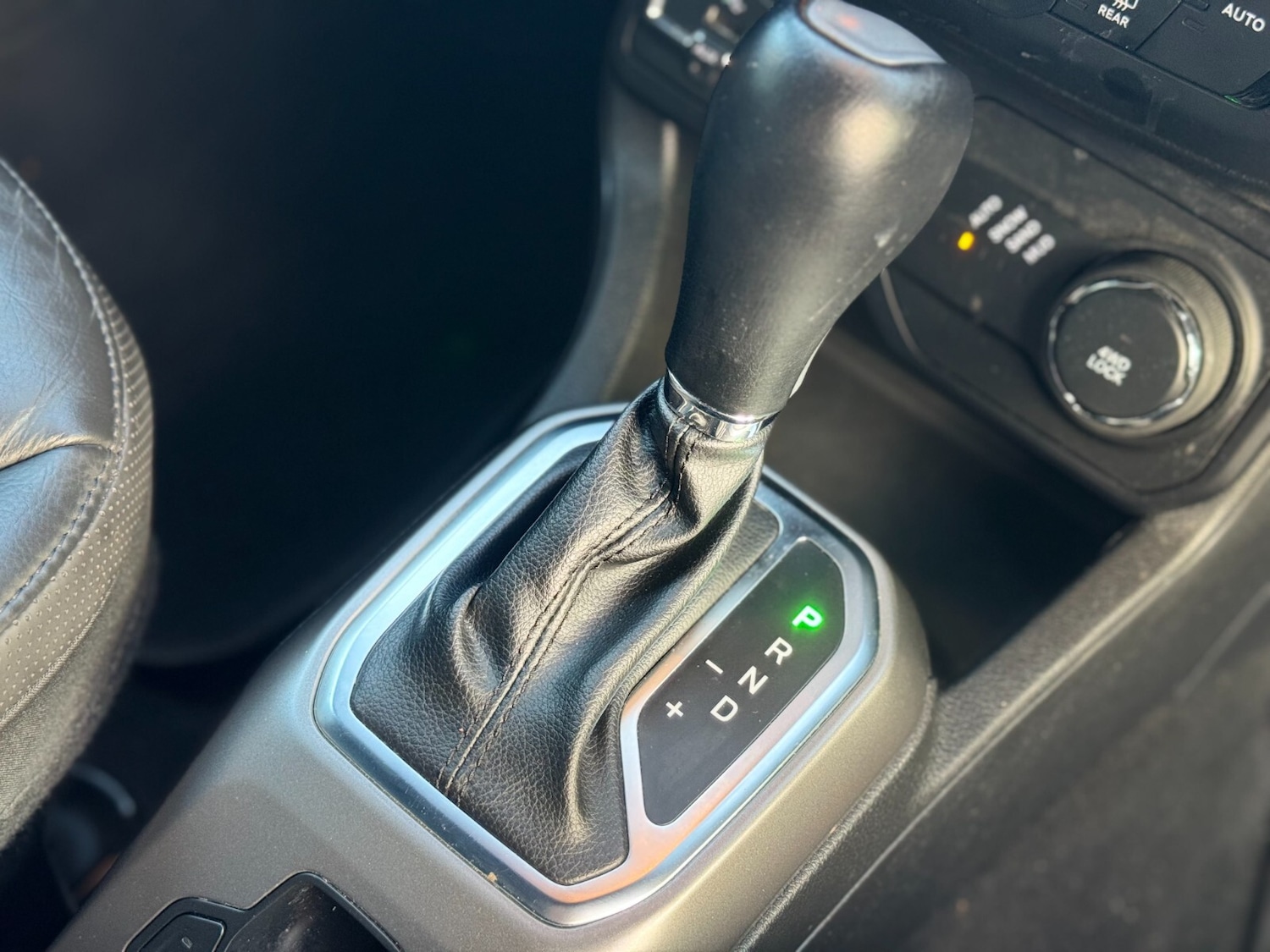 Used Jeep Renegade 2020 for sale - 77067833: Photo 44