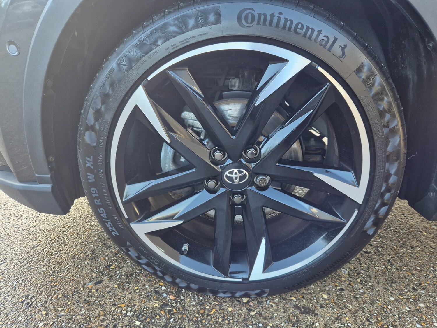 Used Toyota C-HR 2022 for sale - 77576309: Photo 14