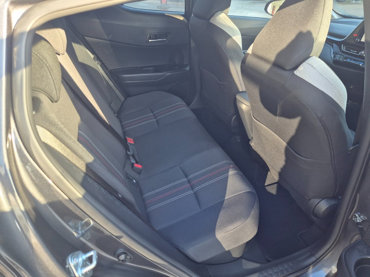 Used Toyota C-HR 2022 for sale - 77576309: Photo 23