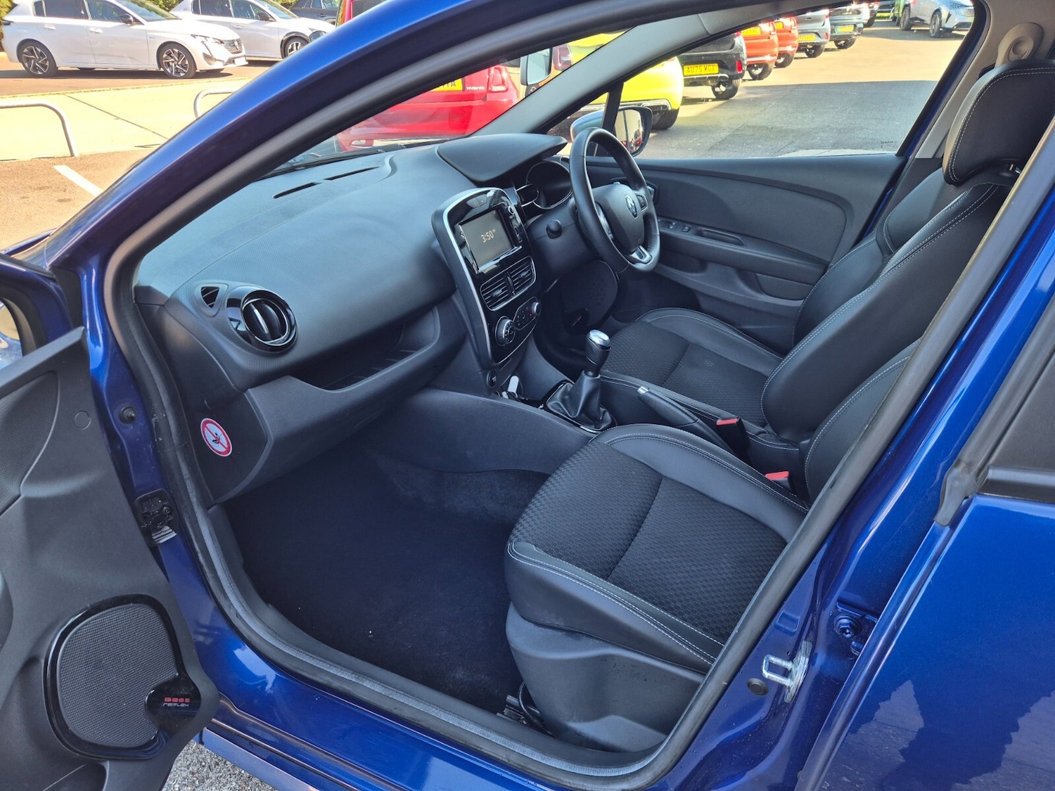 Used Renault Clio 2019 for sale - 78172737: Photo 28