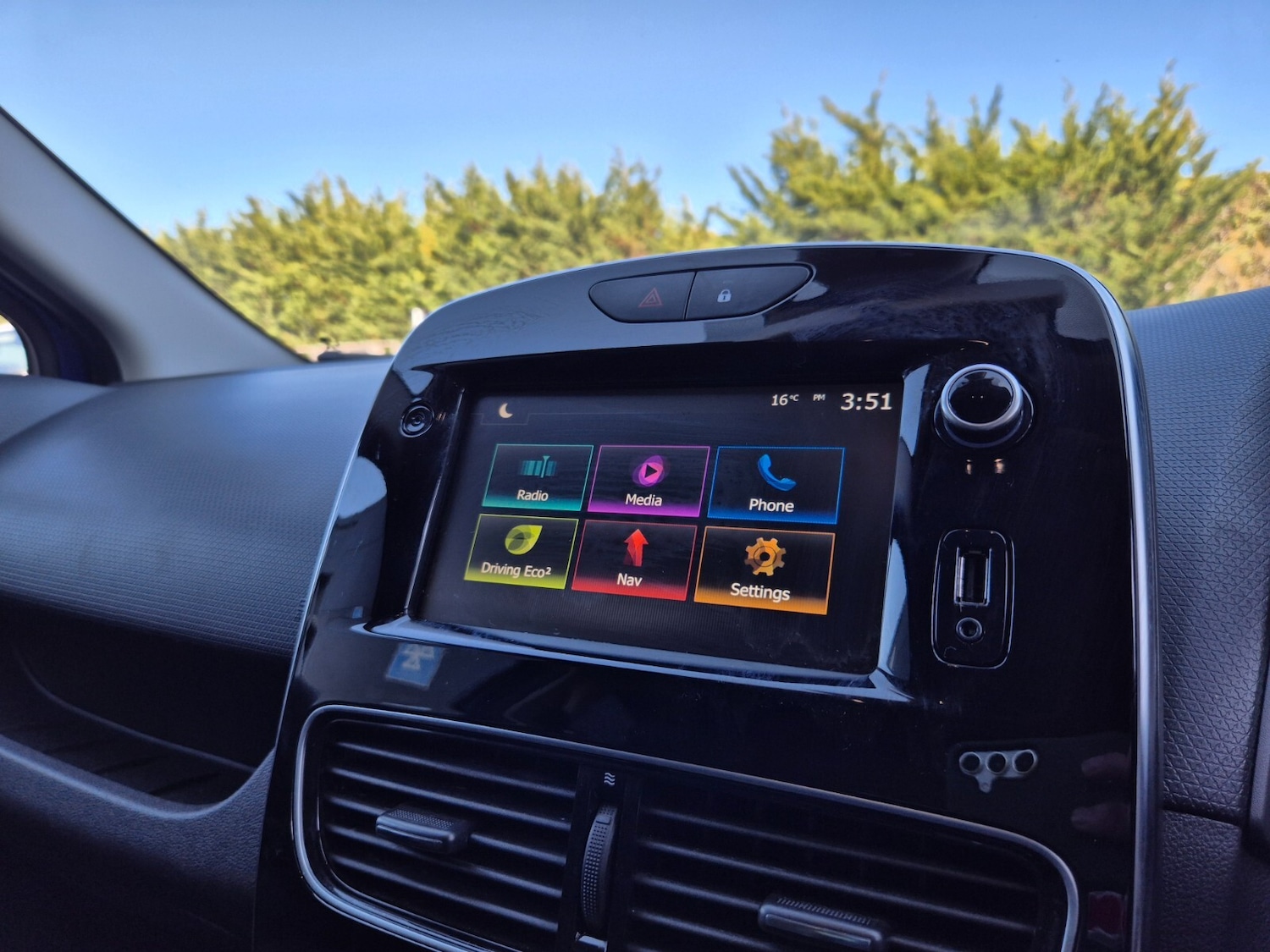 Used Renault Clio 2019 for sale - 78172737: Photo 38