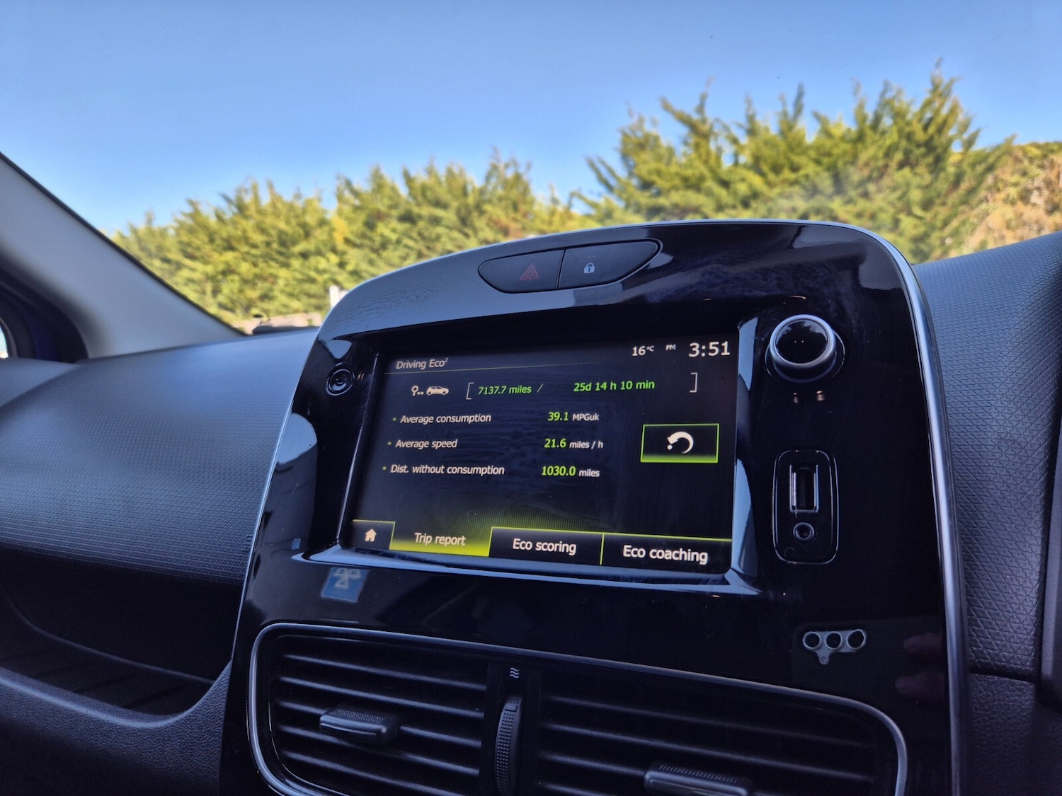 Used Renault Clio 2019 for sale - 78172737: Photo 42