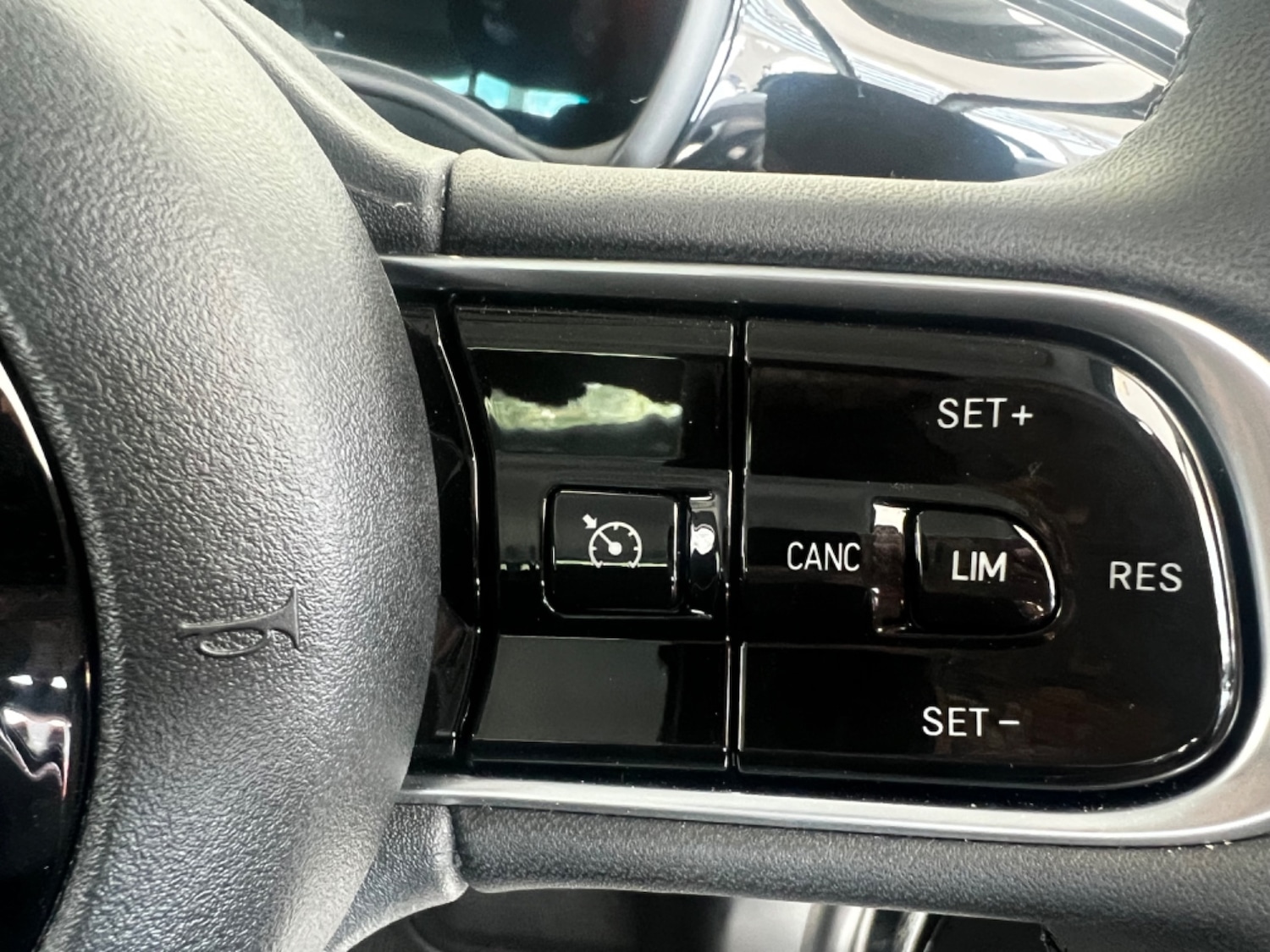 Used Fiat 500 2024 for sale - 76731472: Photo 33