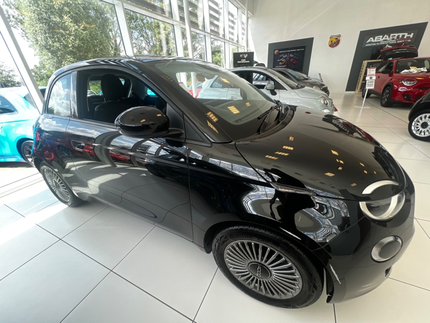 Used Fiat 500 2024 for sale - 76731472: Photo 4