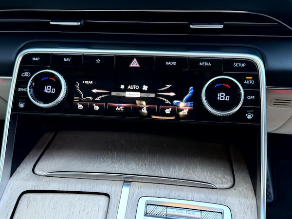 Used Genesis GV80 2022 for sale - 75354684: Photo 41