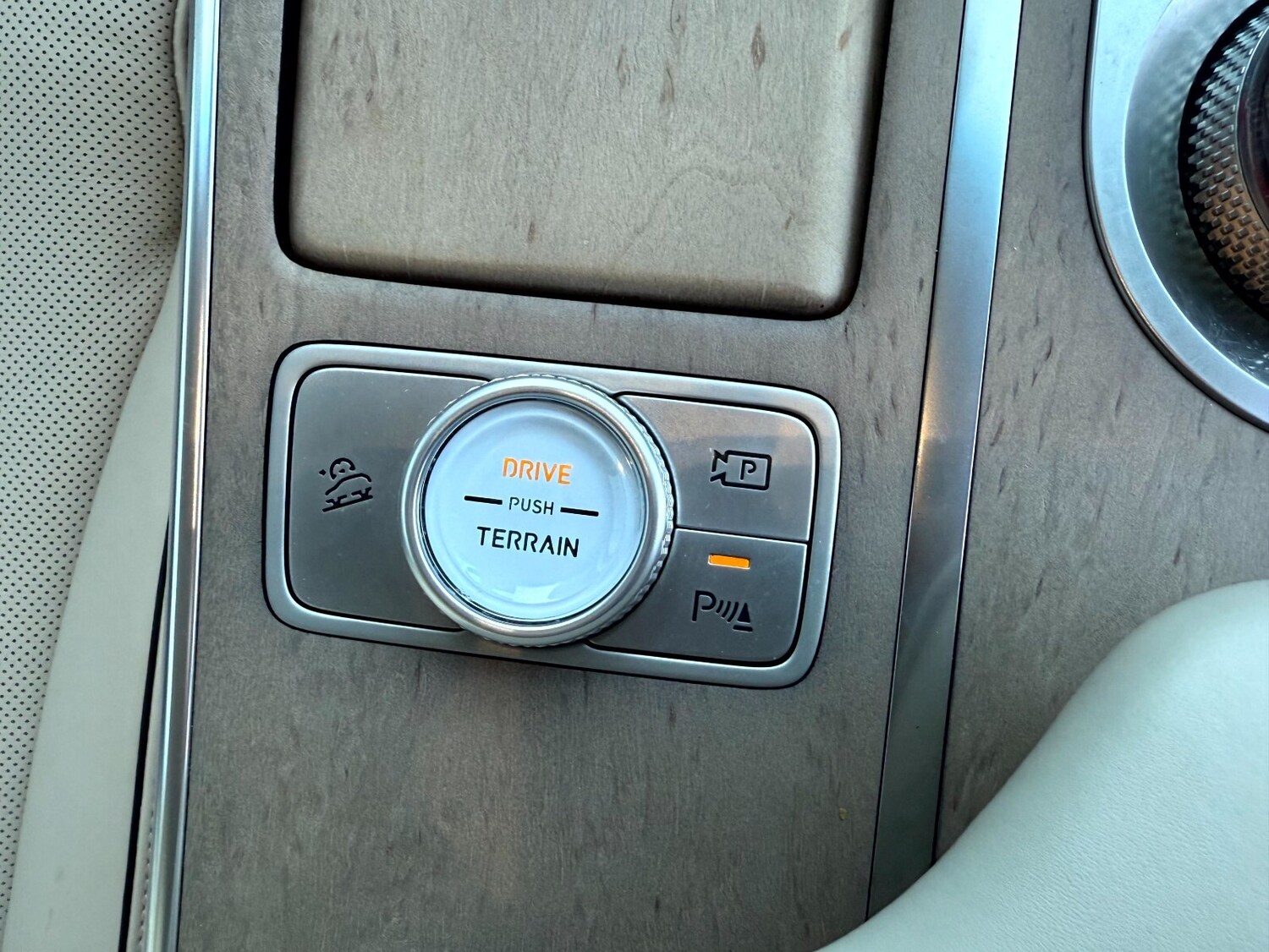 Vehicle 43