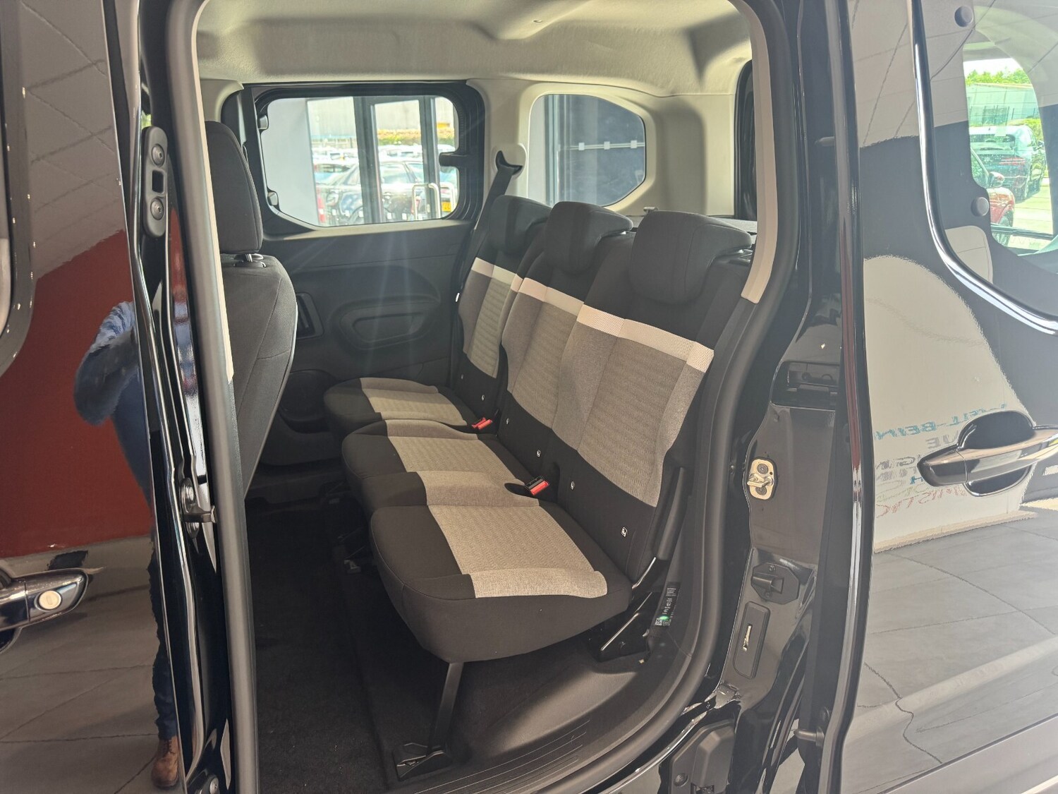 Vehicle 28