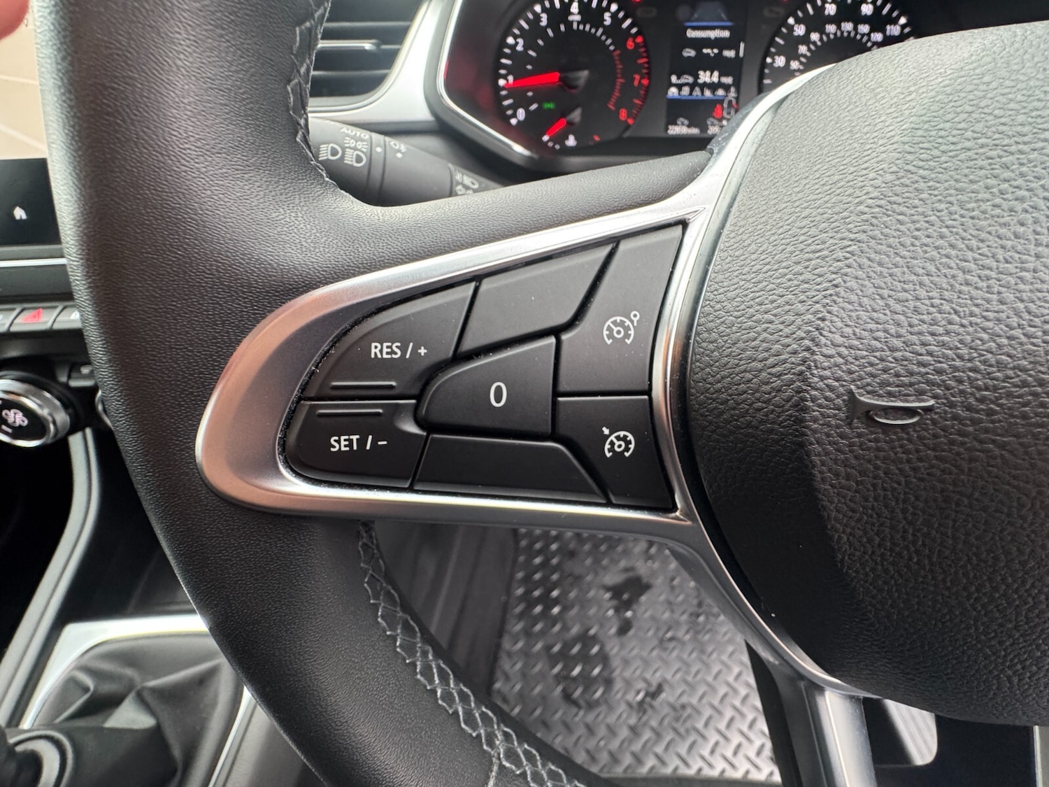 Used Renault Captur 2020 for sale - 77660315: Photo 17