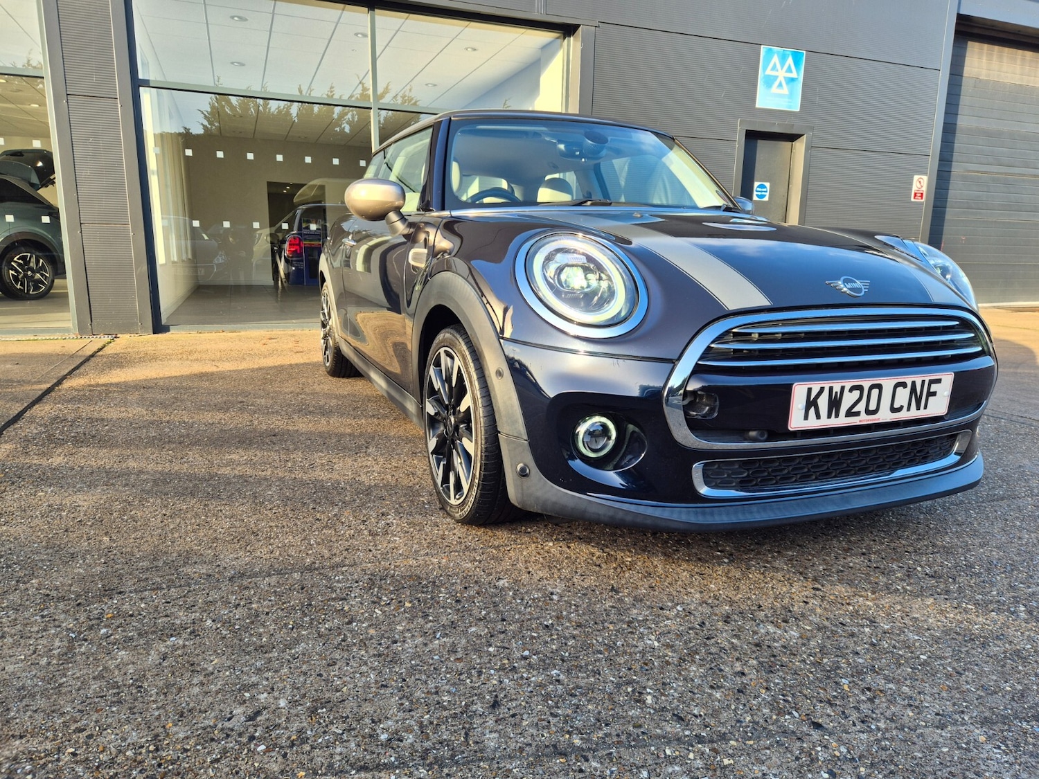 Used MINI Hatch 2020 for sale - 76861687: Photo 11