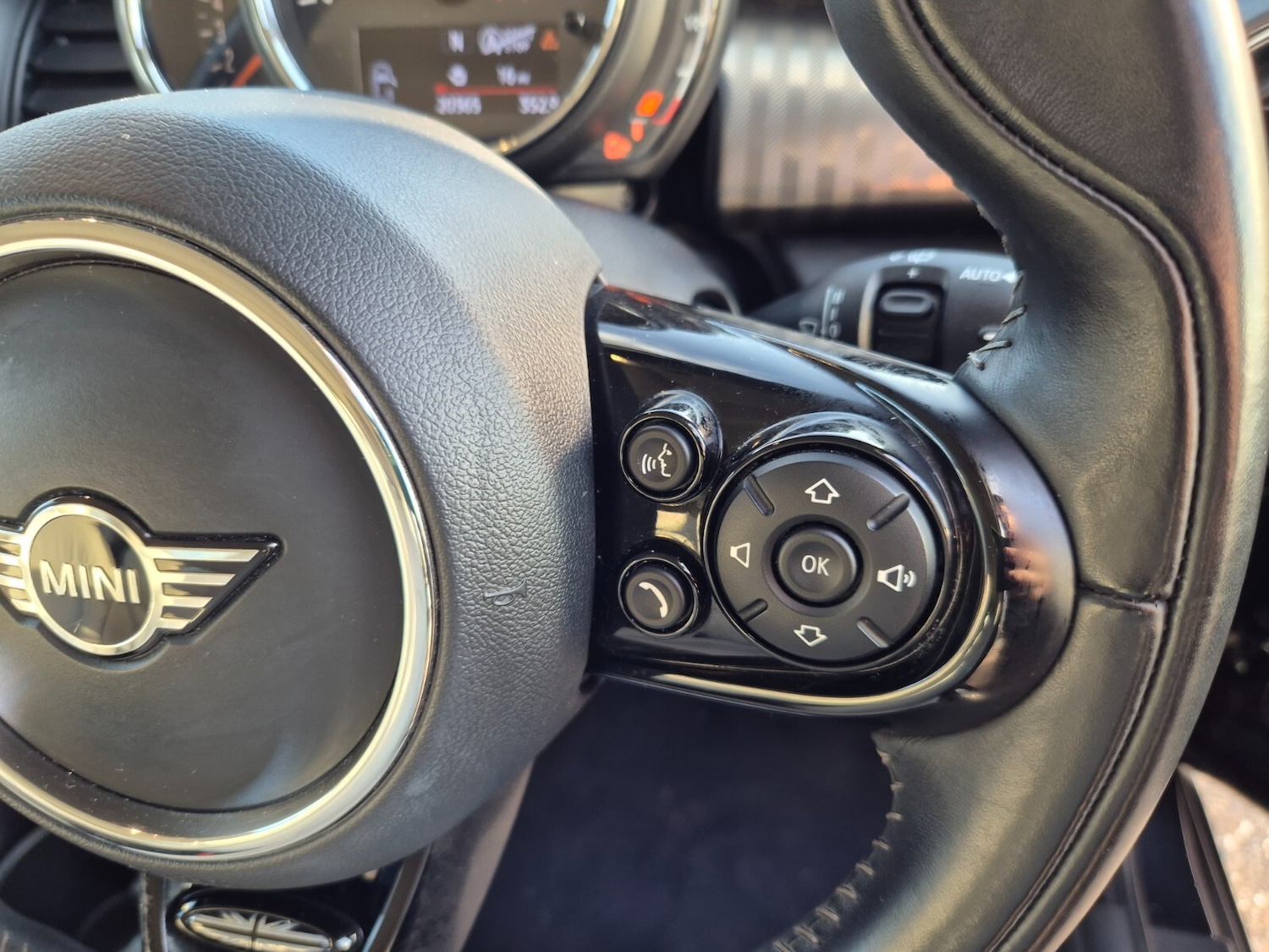 Used MINI Hatch 2020 for sale - 76861687: Photo 32