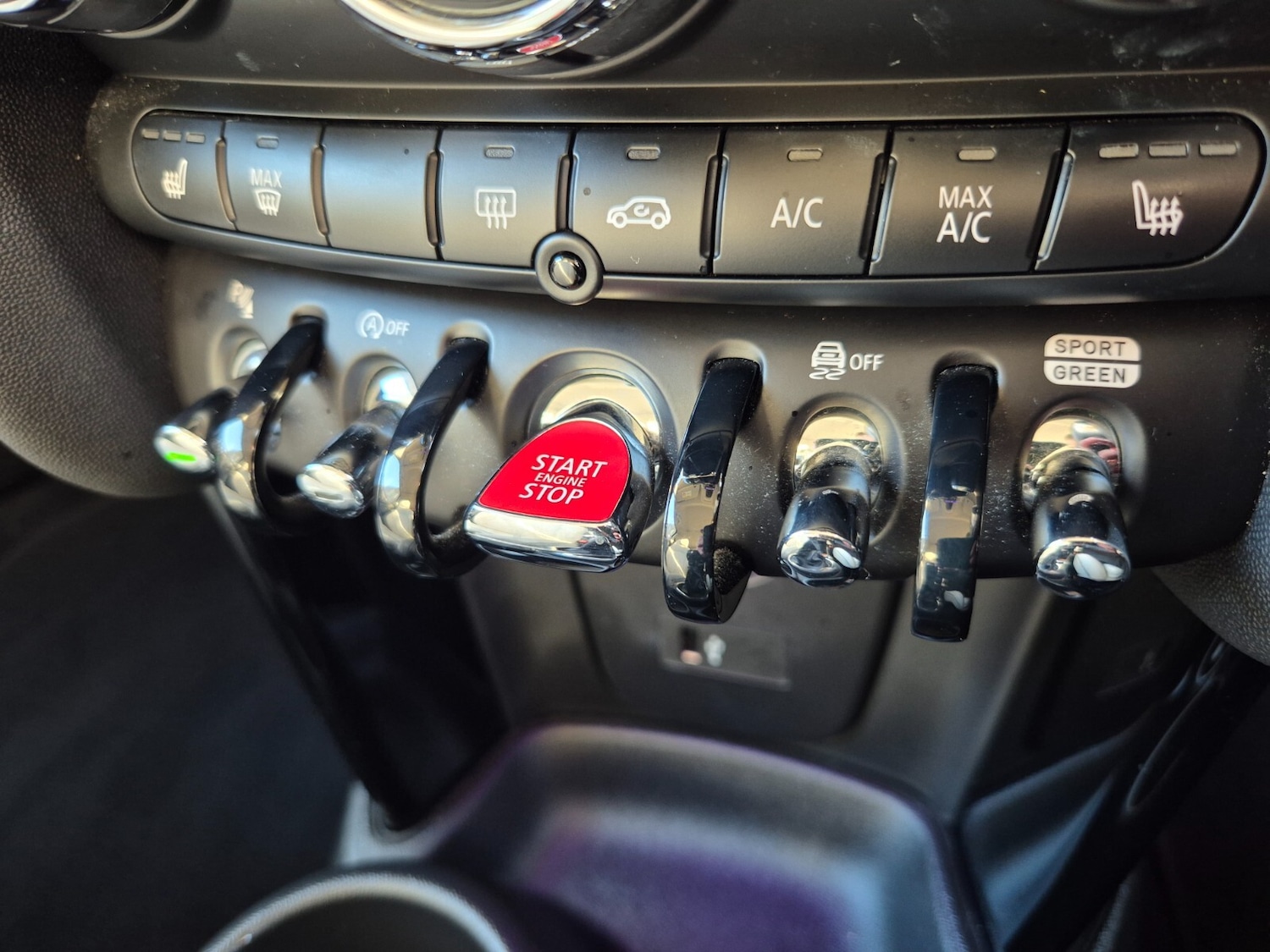 Used MINI Hatch 2020 for sale - 76861687: Photo 42