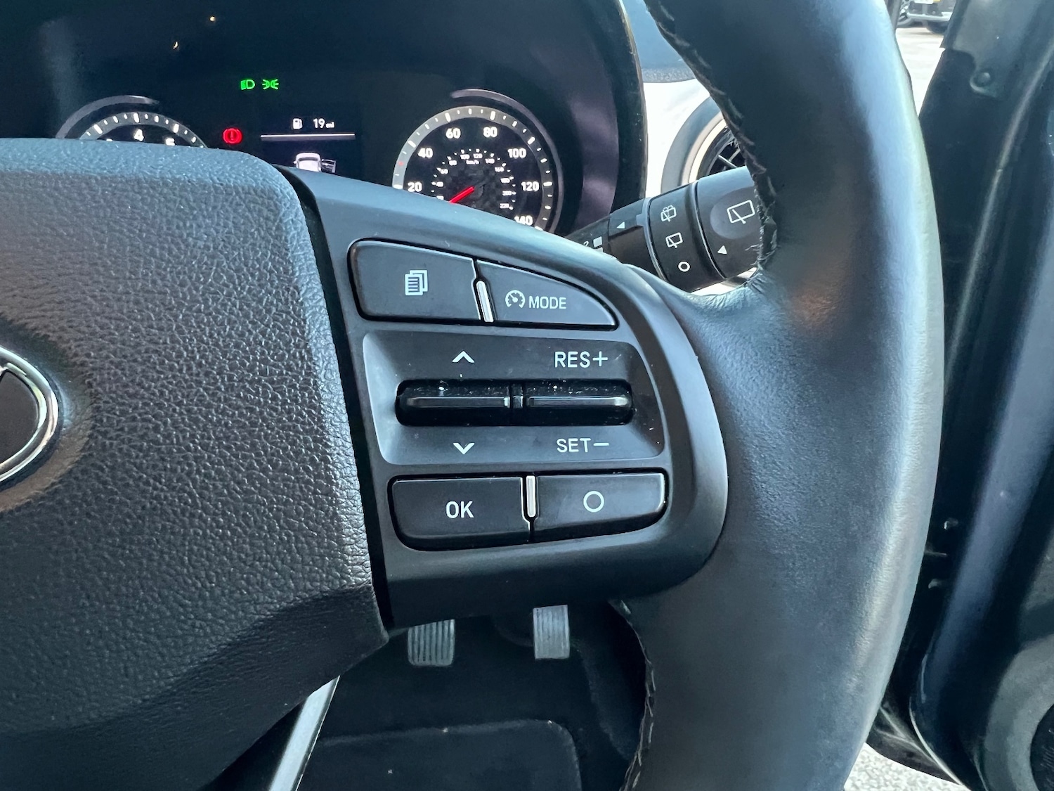 Used Hyundai i10 2023 for sale - 76350986: Photo 36