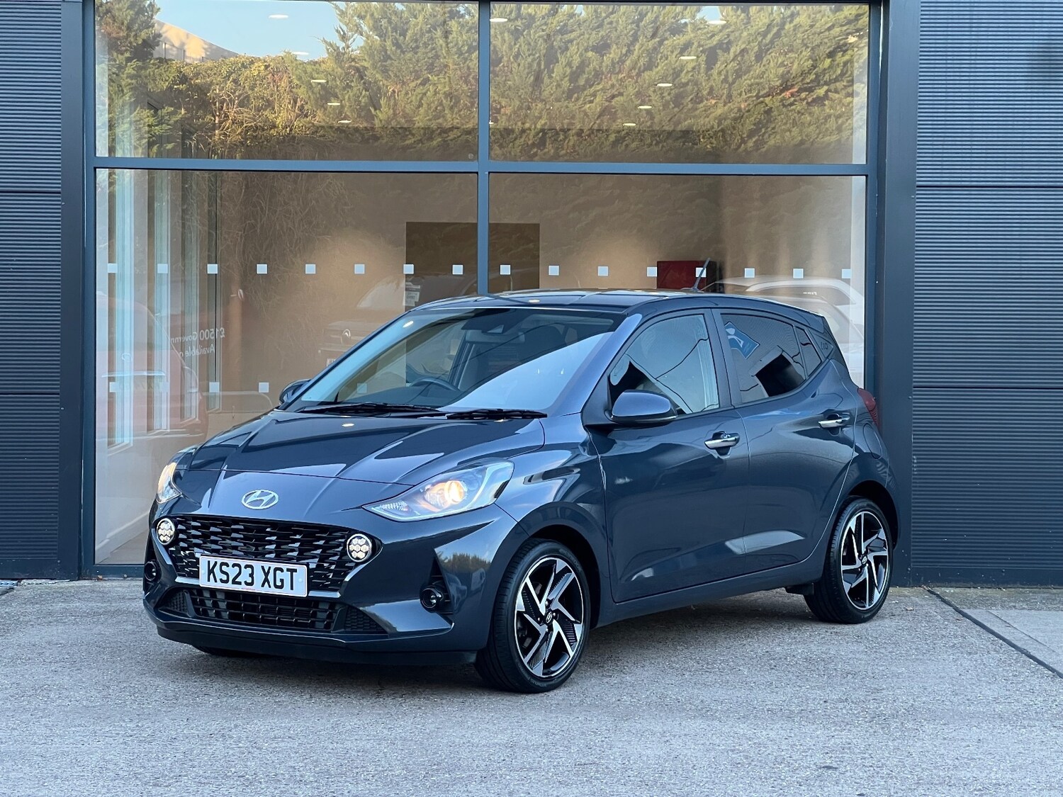 Used Hyundai i10 2023 for sale - 76350986: Photo 7