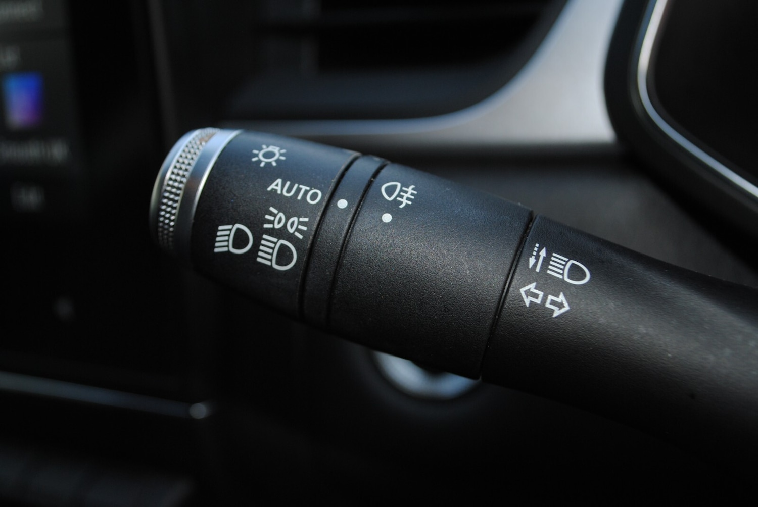 Used Renault Captur 2021 for sale - 76868898: Photo 28