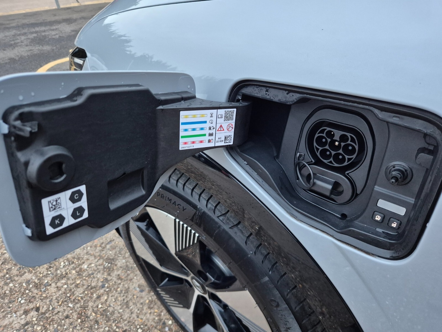 Used Renault Megane E Tech 2024 for sale - 76868890: Photo 16