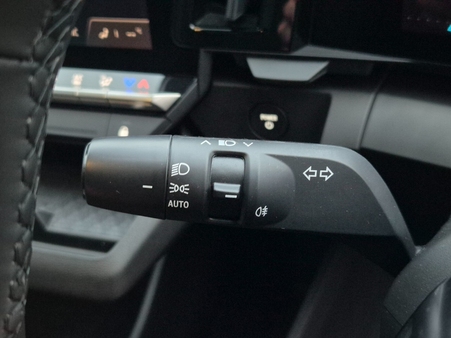 Used Renault Megane E Tech 2024 for sale - 76868890: Photo 35