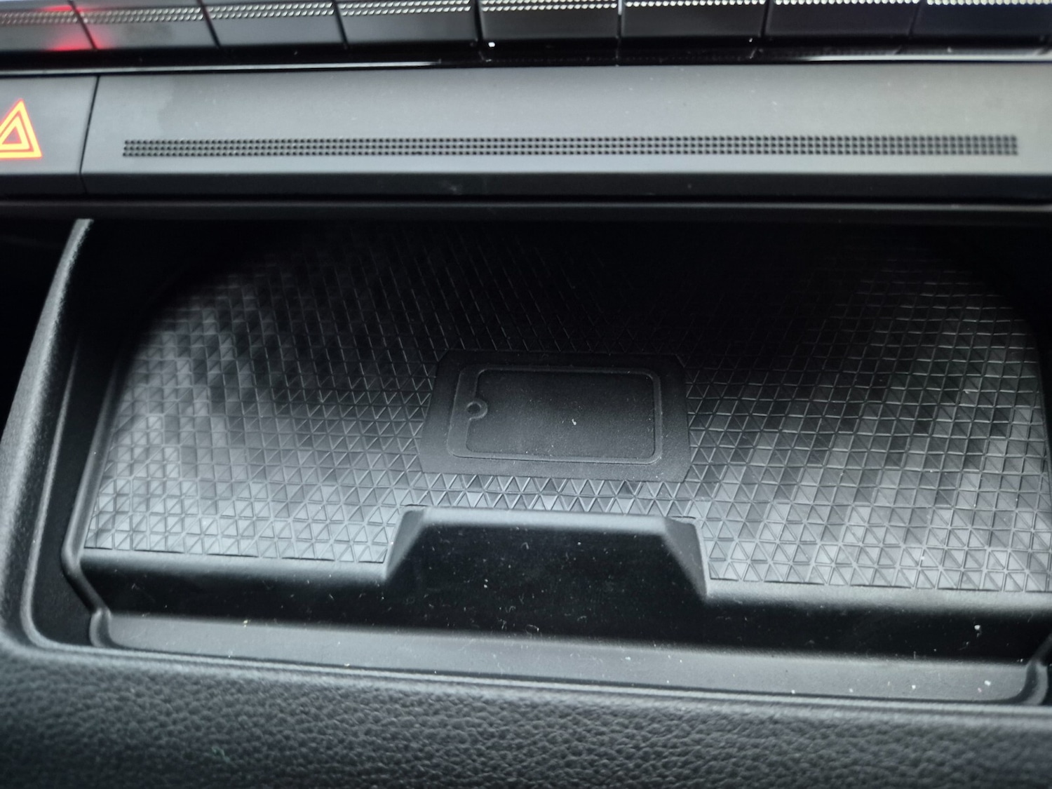 Used Renault Megane E Tech 2024 for sale - 76868890: Photo 40