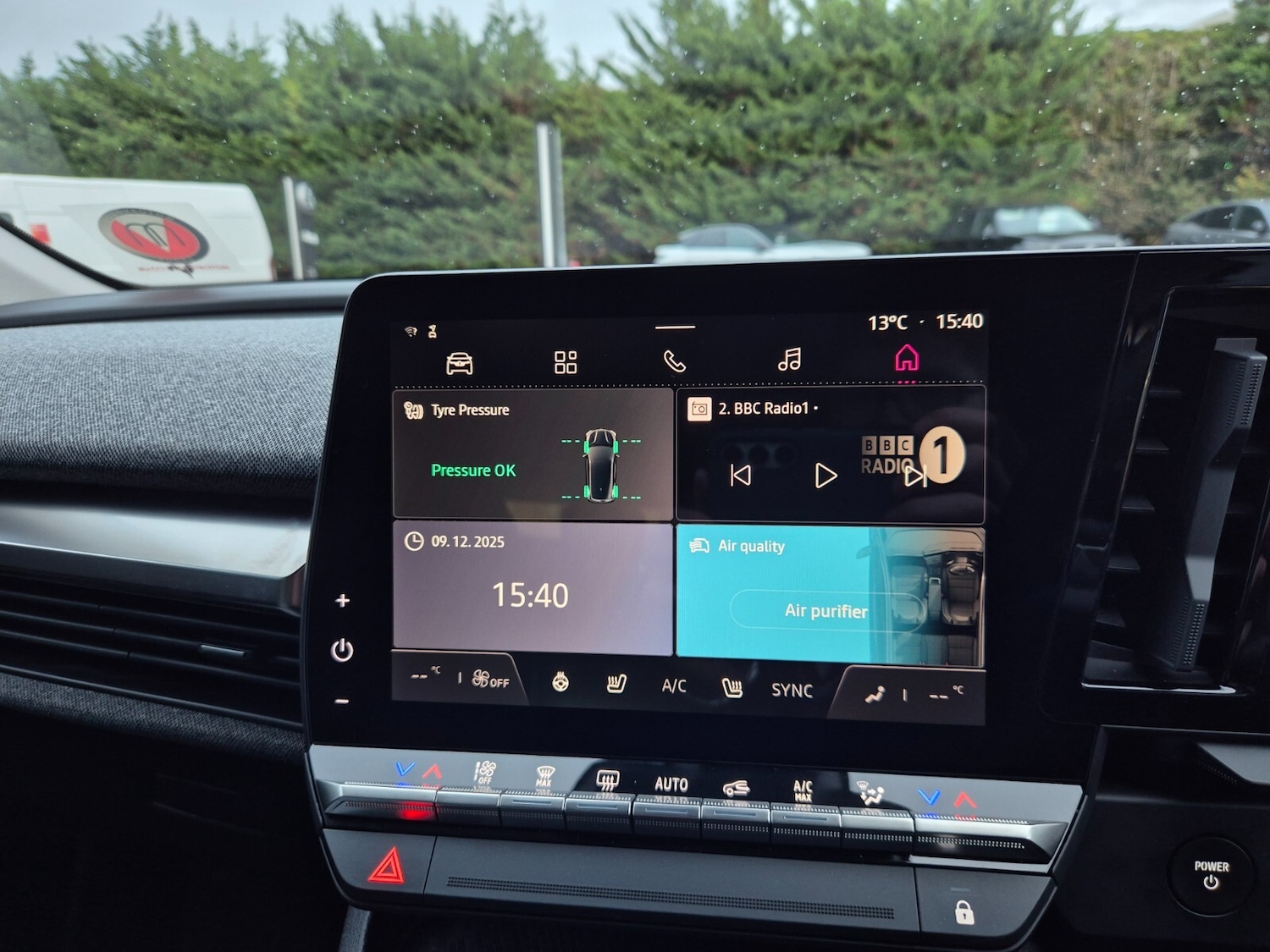 Used Renault Megane E Tech 2024 for sale - 76868890: Photo 41