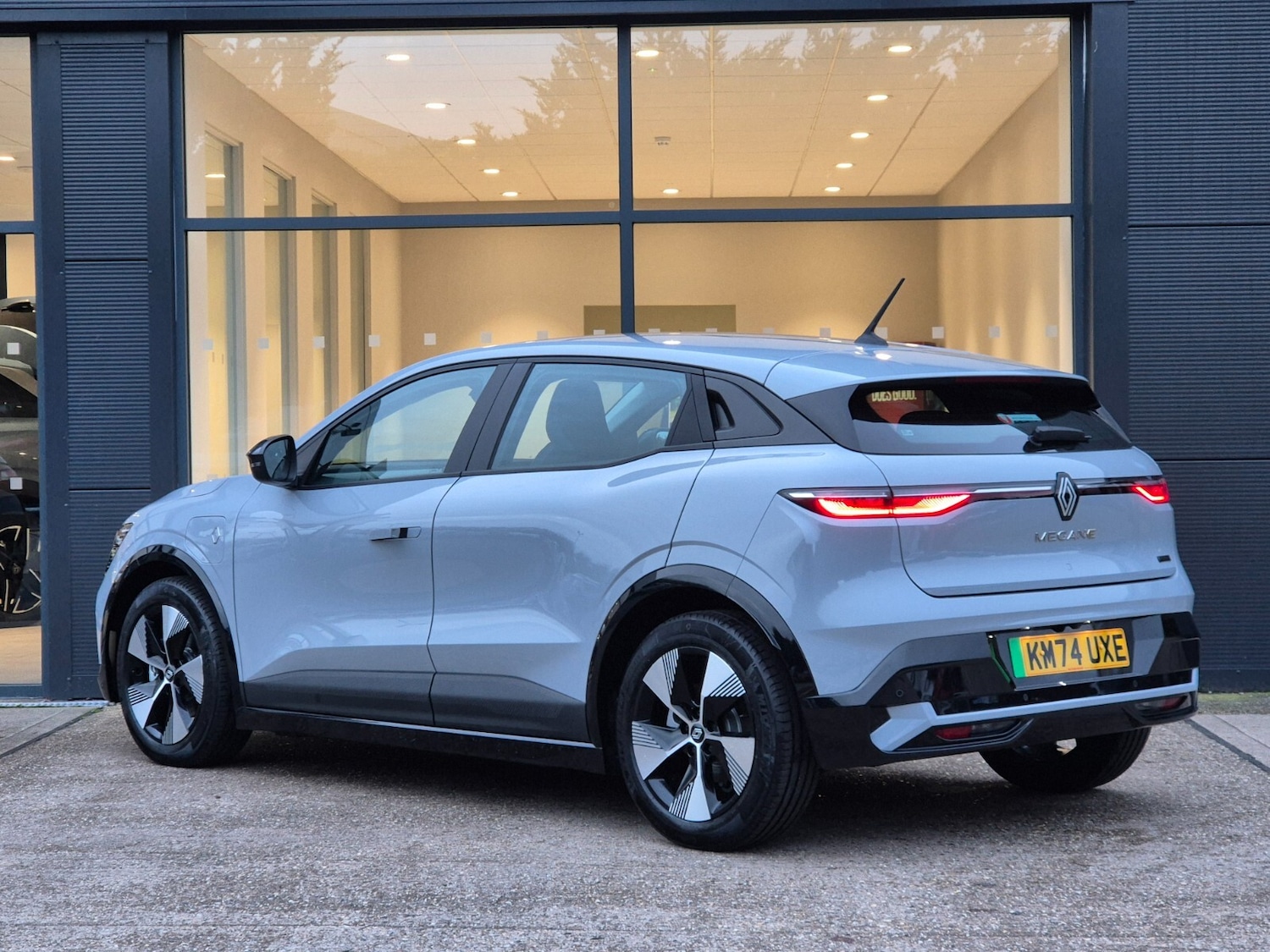 Used Renault Megane E Tech 2024 for sale - 76868890: Photo 5