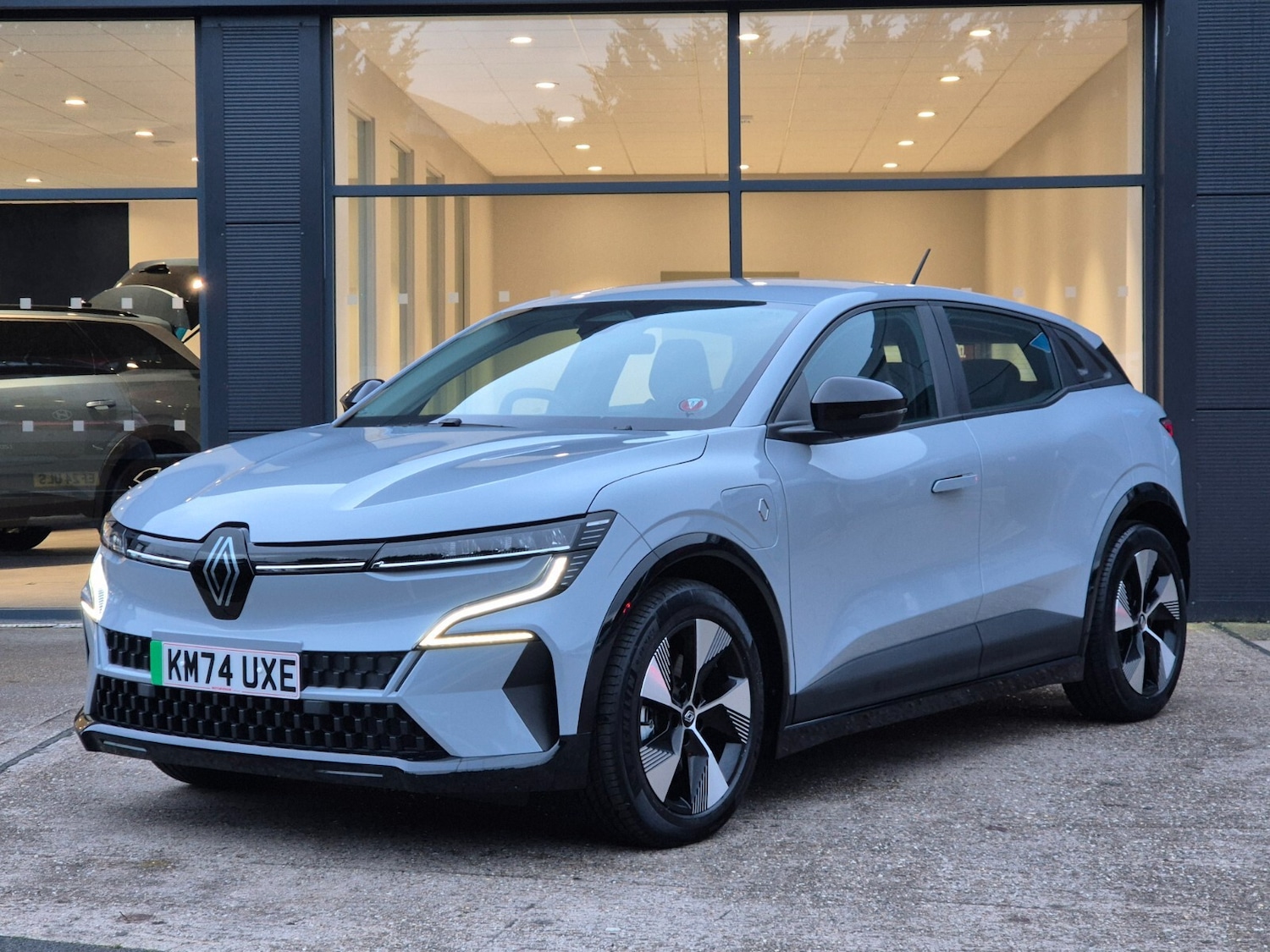 Used Renault Megane E Tech 2024 for sale - 76868890: Photo 7