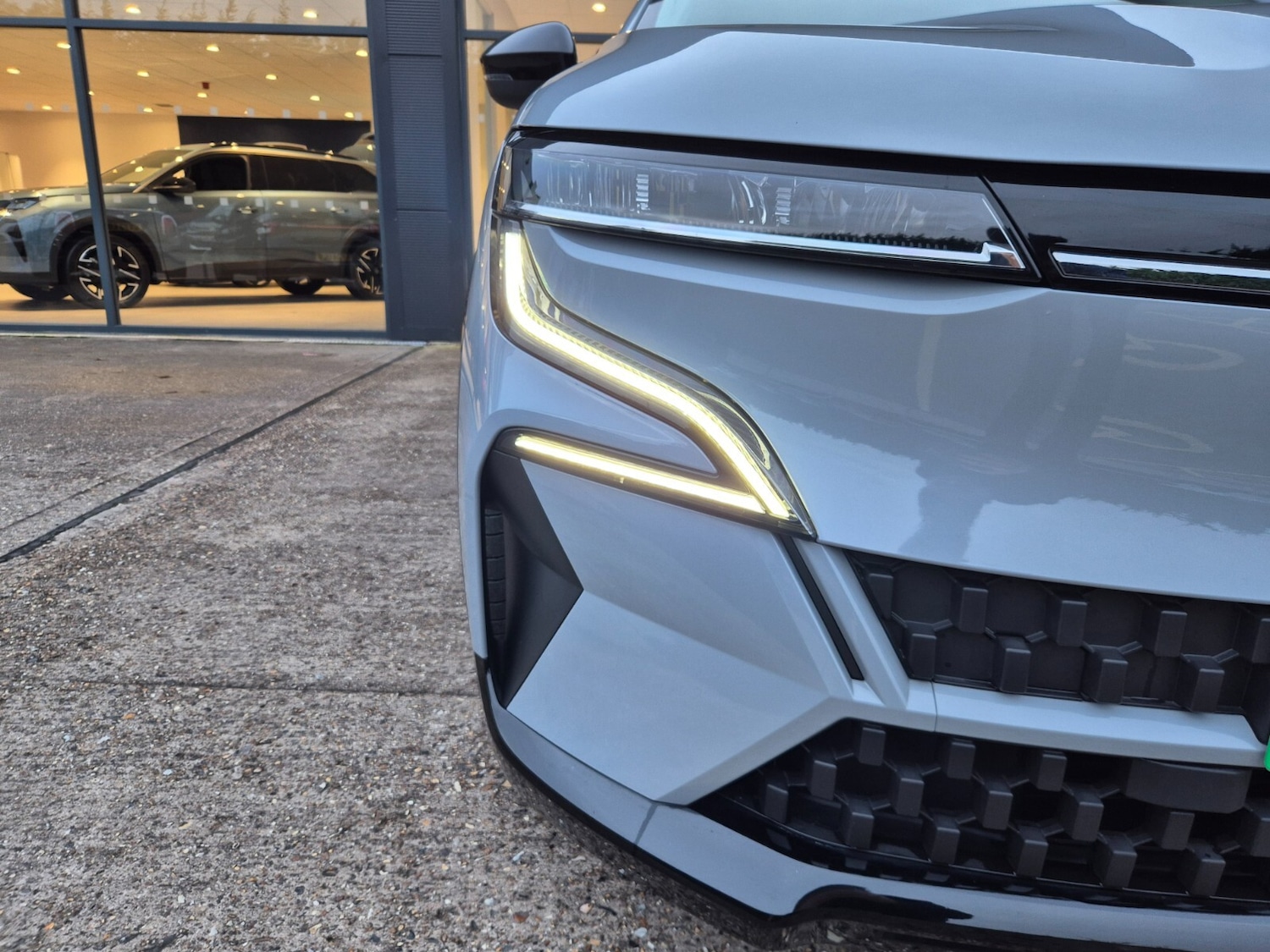 Used Renault Megane E Tech 2024 for sale - 76868890: Photo 9