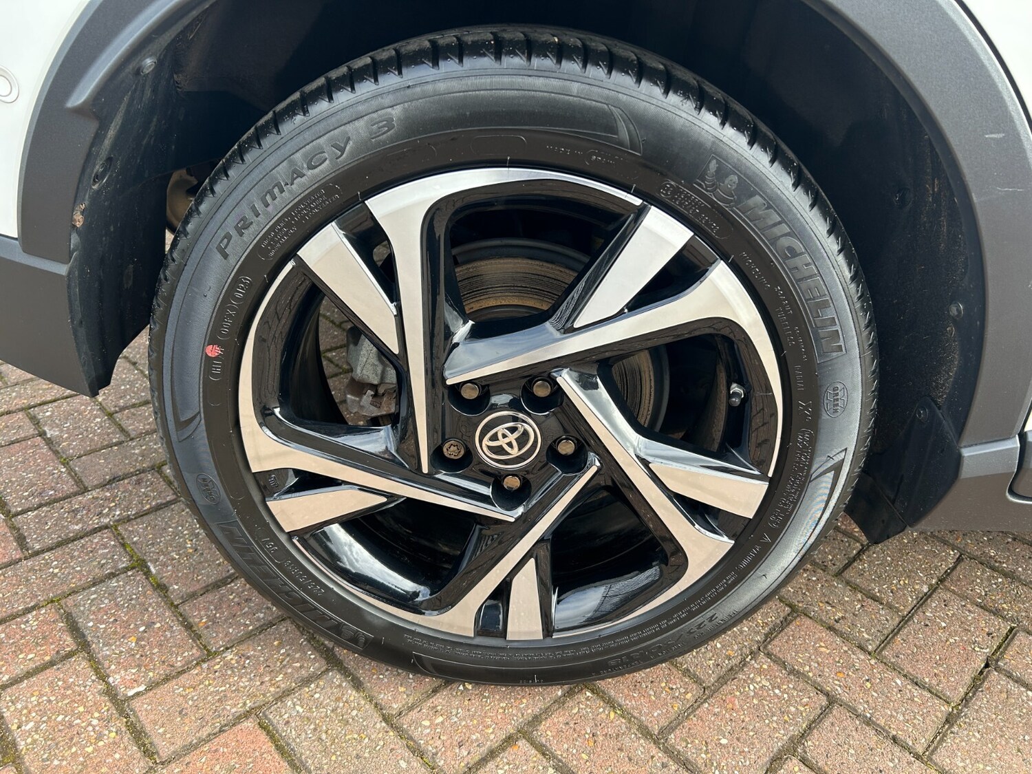 Used Toyota C-HR 2023 for sale - 78036775: Photo 12