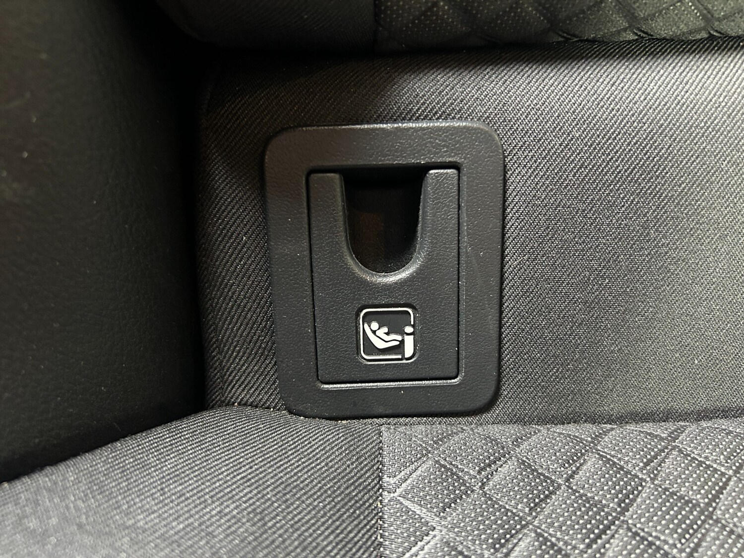 Used Toyota C-HR 2023 for sale - 78036775: Photo 19