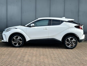 Used Toyota C-HR 2023 for sale - 78036775: Photo
