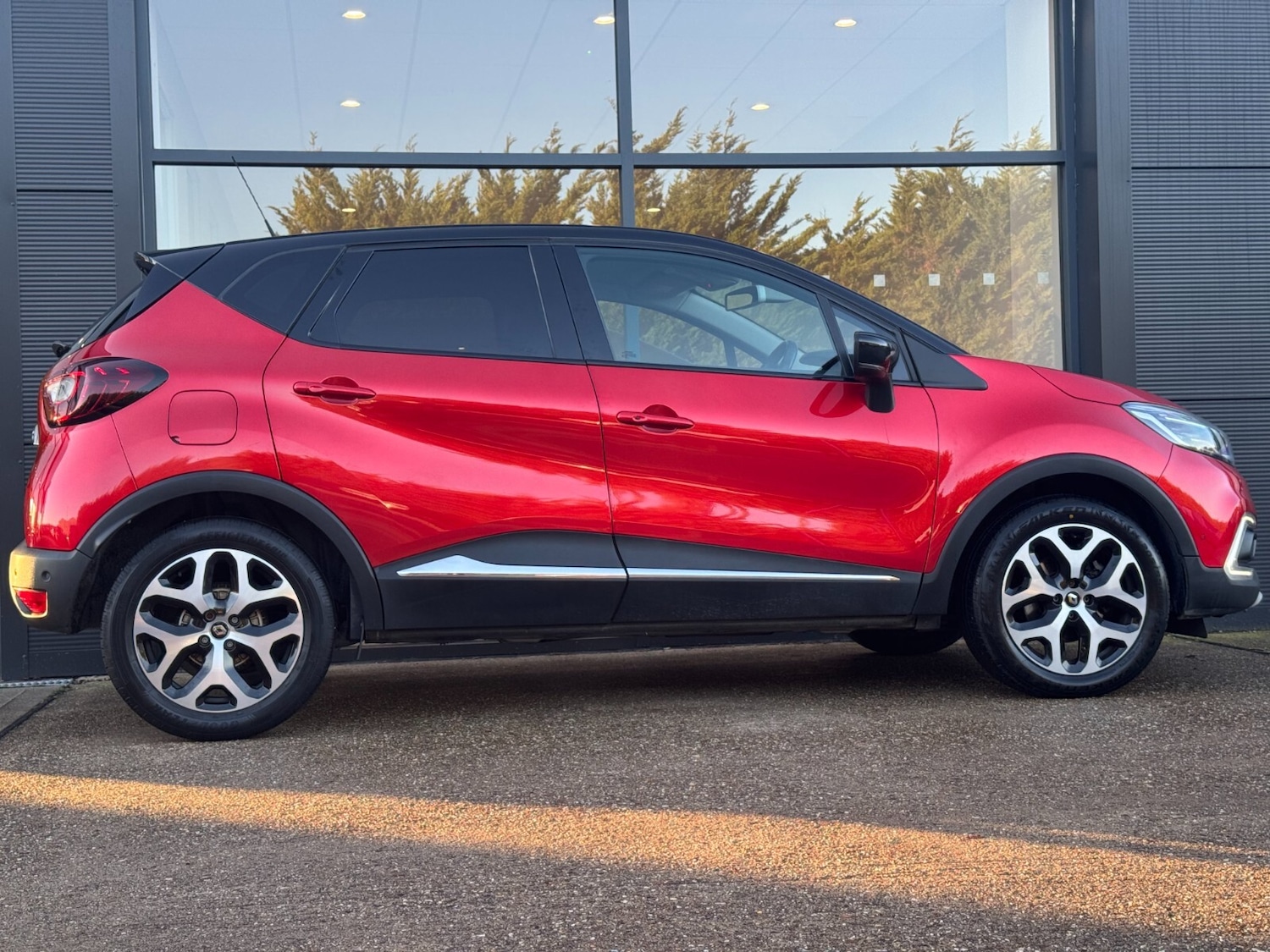 Used Renault Captur 2019 for sale - 76851213: Photo 15