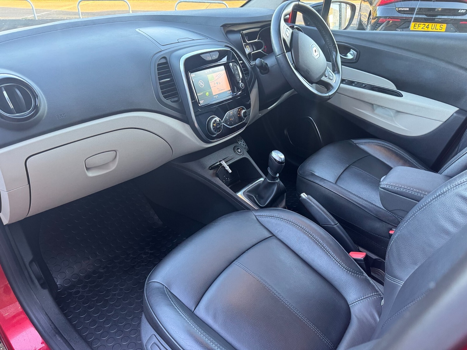 Used Renault Captur 2019 for sale - 76851213: Photo 19