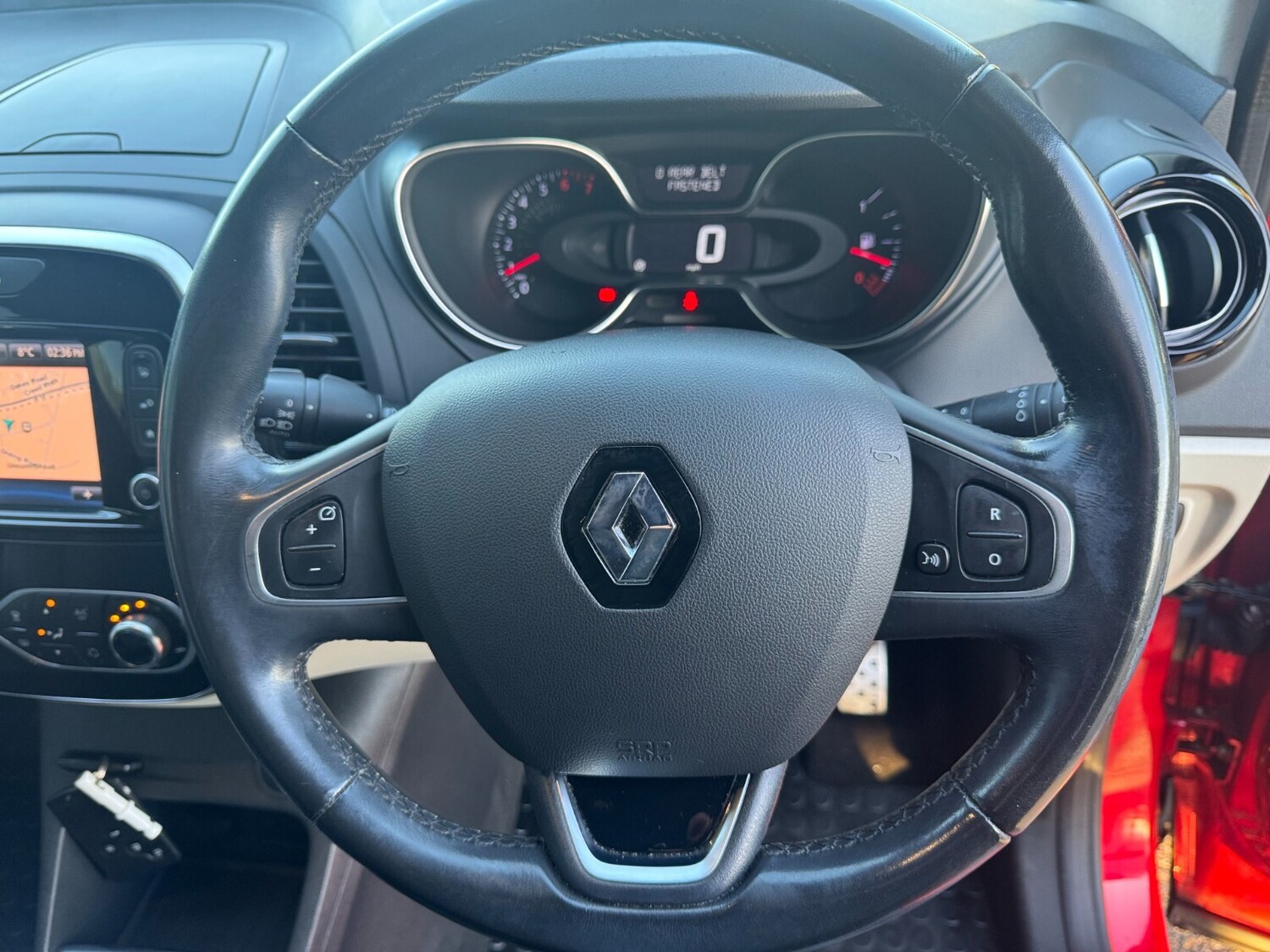 Used Renault Captur 2019 for sale - 76851213: Photo 24