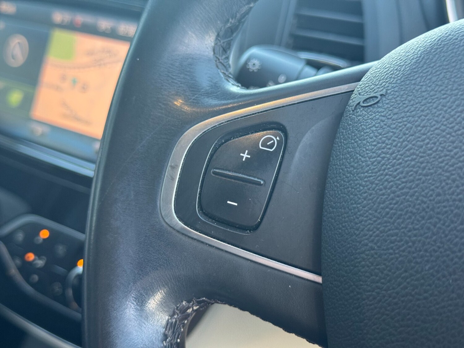 Used Renault Captur 2019 for sale - 76851213: Photo 25