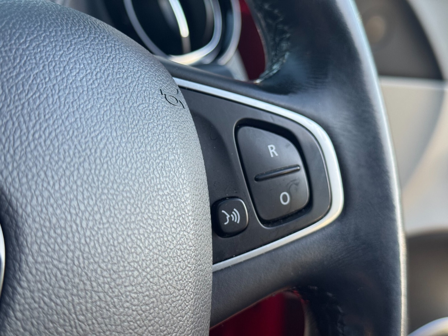 Used Renault Captur 2019 for sale - 76851213: Photo 26