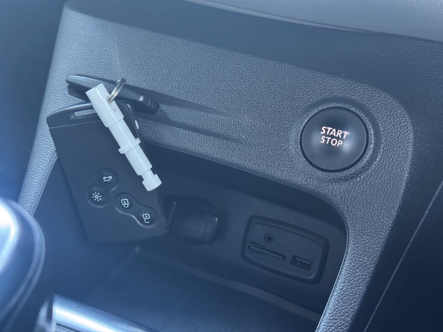 Used Renault Captur 2019 for sale - 76851213: Photo 34