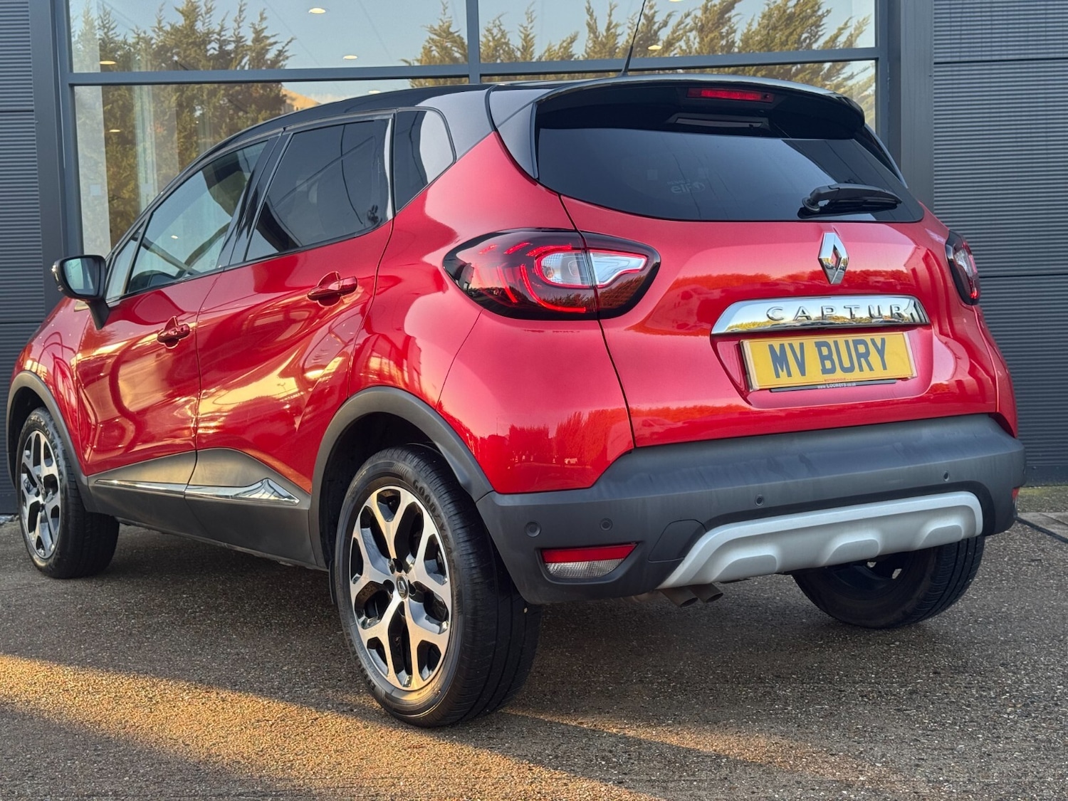 Used Renault Captur 2019 for sale - 76851213: Photo 8